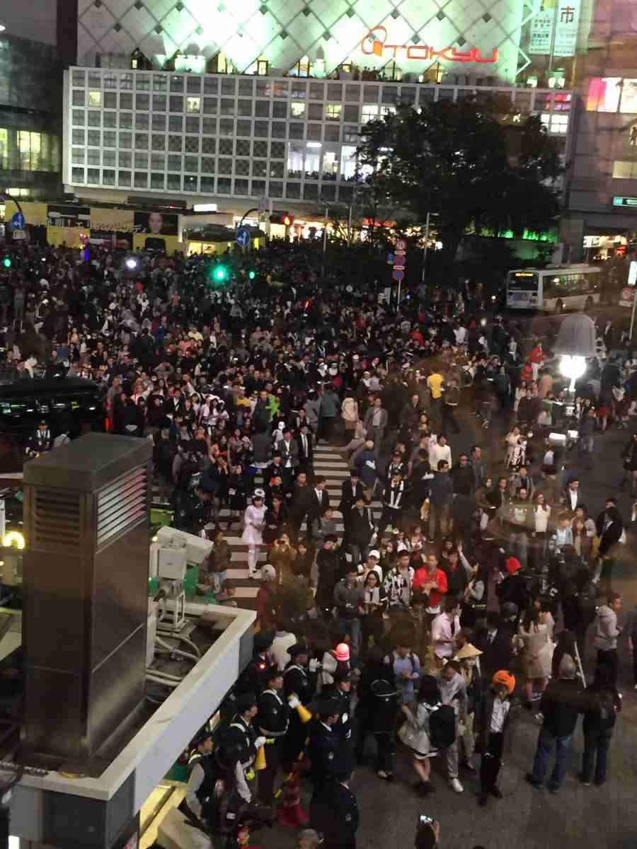 【雑談トピ】ハロウィンパーティー開催中！