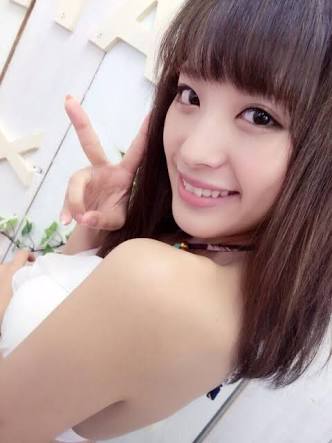 美人女優の笑顔の画像を貼るトピ