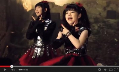 BABYMETALと『ミュージックステーション』で共演したAKB48。HKT48指原莉乃だけが「笑っていない」真相は…。