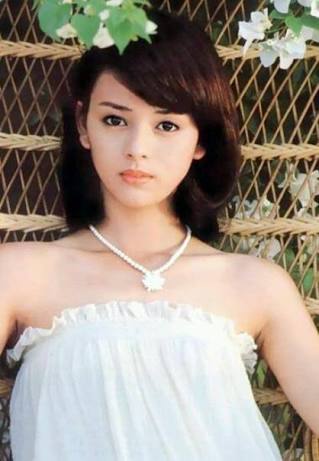 ベテラン・中堅女優が若手女優だった頃の画像を貼るトピ