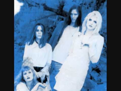 Hole - Teenage Whore - Live - YouTube