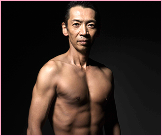 影のある男性が好きな人
