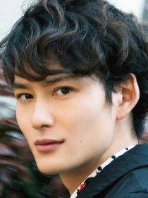 なんとなく「笑顔が嘘臭い」と感じる男性有名人ランキング