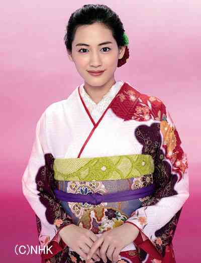 和装が似合う芸能人