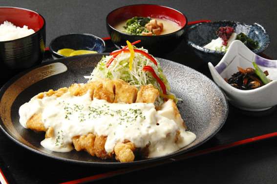チキン料理の画像