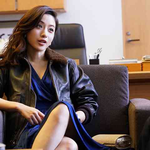 「石原さとみが怖い」校閲ガール好調も、男性視聴者からは不評？