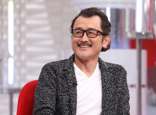 小栗旬が「血だらけになった」エピソードを吉田鋼太郎が明かす