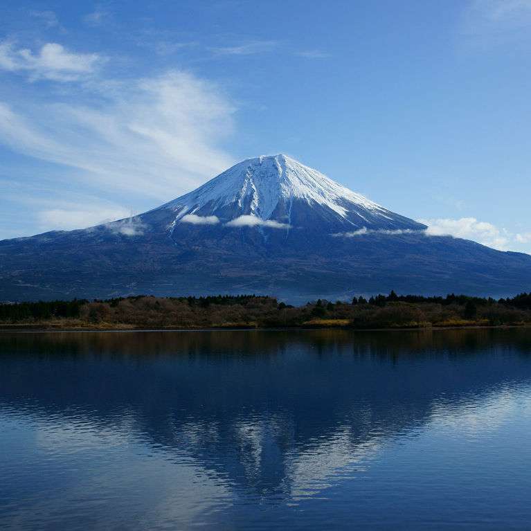 韓国人による富士山での野グソが流行！「日本人は俺の糞でも登ってろ」富士山が反日感情の対象に - NAVER まとめ