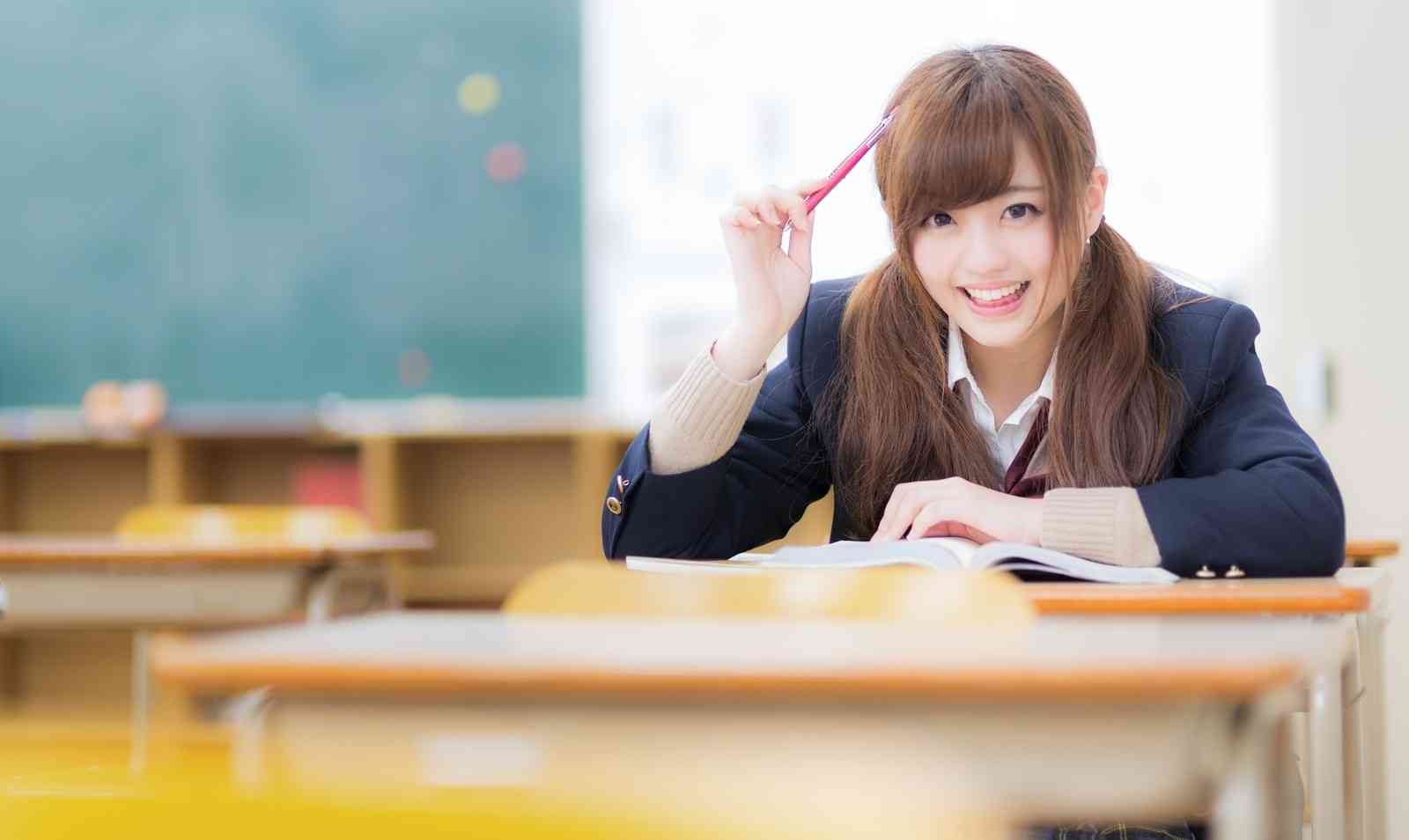 自民が「高校成績4以上」で月3万円を給付する方向で文科省と調整！ 2017年度開始へ | ギガボ！
