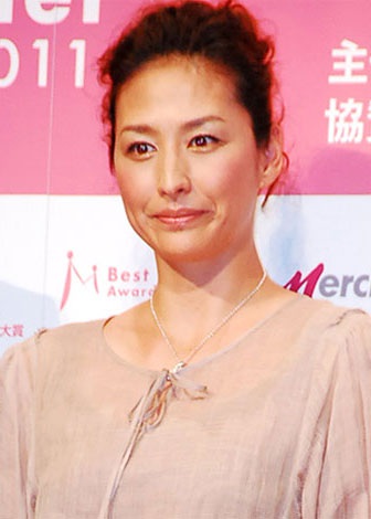 清原亜希も疑問を抱く雑誌の「修正実態」驚愕中身！短足を気にしてる女優A、汚肌のAKB48人気メンバーBとは…？  |  毒女ニュース