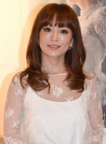 浜崎あゆみ、急性気管支炎＆急性咽喉頭炎　名古屋公演を中止
