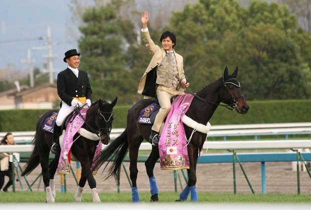 福山雅治、映画『SCOOP！』大苦戦!!　前作『そして父になる』から興収“約5割減”の危機