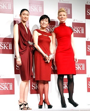 藤原紀香 梨園の妻デビューで大パニック 観客押し寄せ写真撮影 ガールズちゃんねる Girls Channel