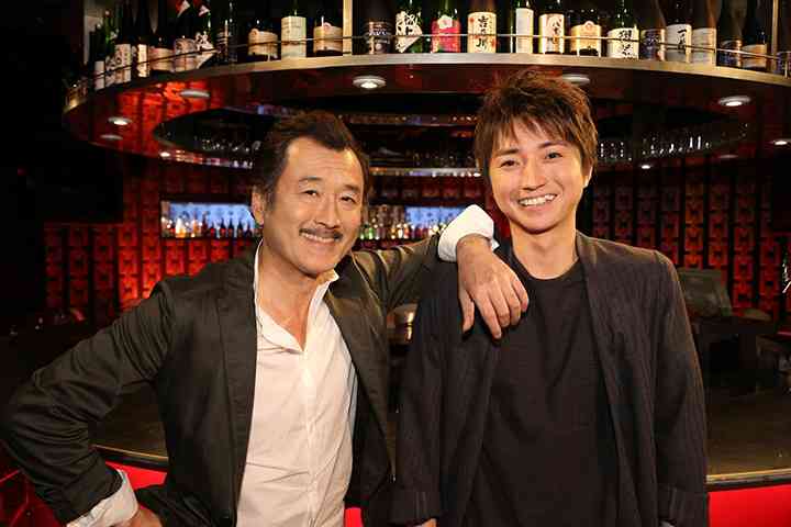 吉田鋼太郎が大激怒！藤原竜也＆小栗旬が仕掛けたイタズラが先輩をナメすぎ！