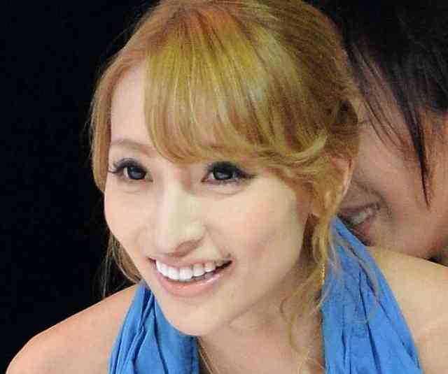 「日本一になれなかったのはお前のせいだ」加藤紗里のブログコメント欄にカープファン怒りの声