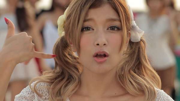 ローラ、初の料理コーナーで意外な?腕前披露「豆乳を投入します。ウフフ」