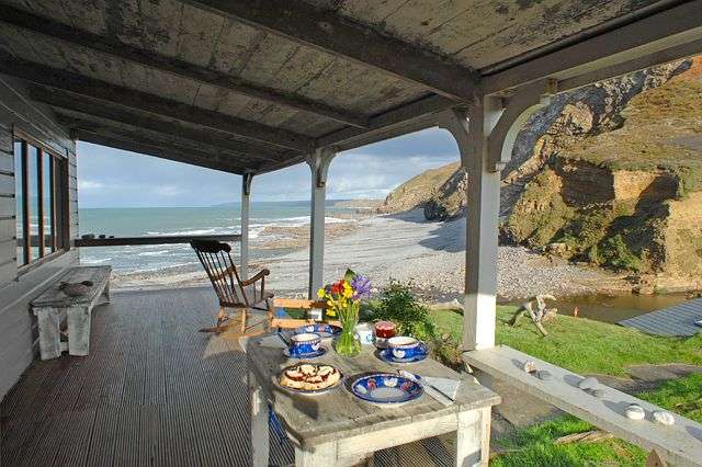 海辺の家の画像を貼るトピ