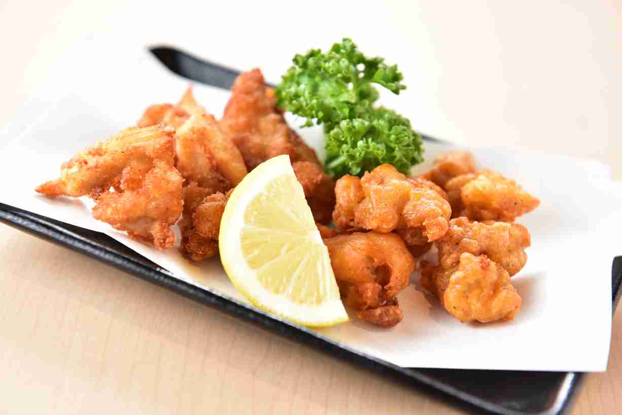 初めて食べたときに美味しくてビックリした食べ物は？