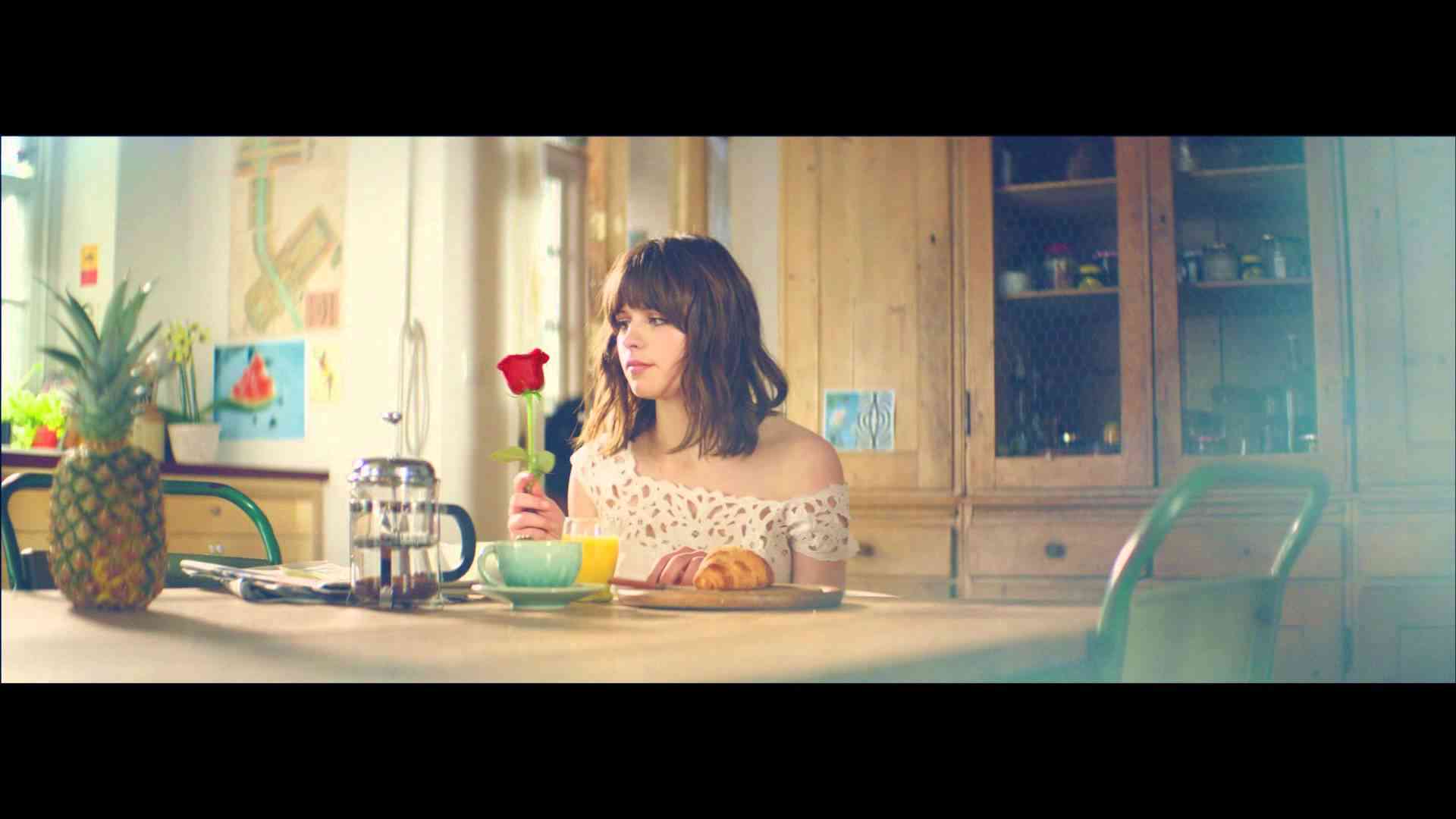 Gabrielle Aplin - Panic Cord - YouTube