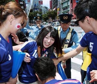 美人女優の笑顔の画像を貼るトピ