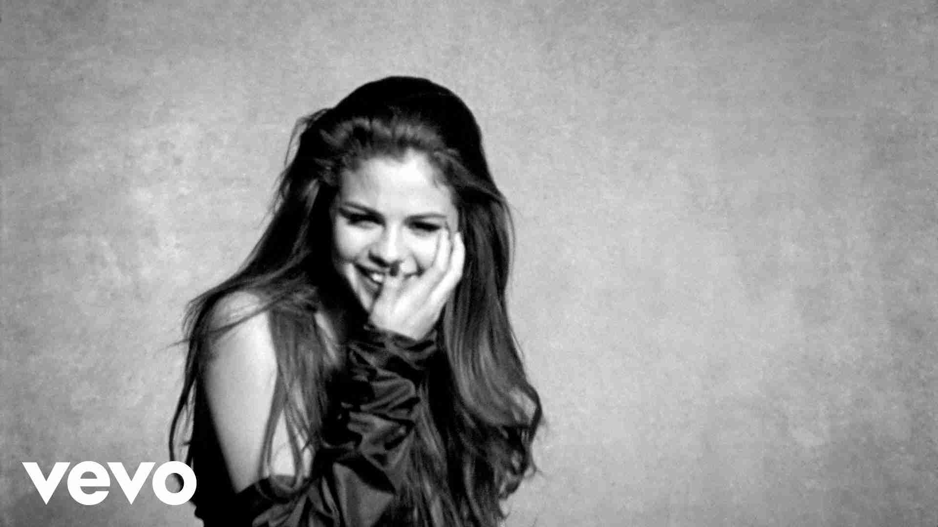 Selena Gomez - Kill Em With Kindness - YouTube