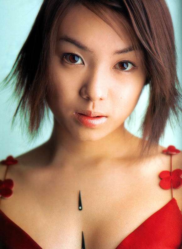 ぶっちゃけそこまでキレイか!?「美女扱いが謎だと思う芸能人」