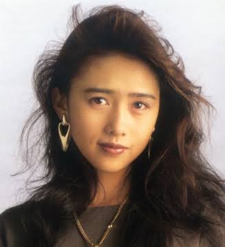 美人女優の笑顔の画像を貼るトピ