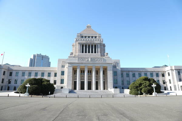 春香クリスティーン、新恋人の存在明かす デートは相変わらず「8割政治の話」
