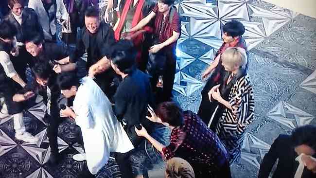 V6長野博の結婚、TOKIOが嵐が関ジャニが胴上げ祝福…城島茂は涙?!