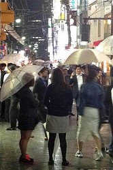 中国人女性？の甘い罠　「新型おいはぎ」が東京・新橋で急増中