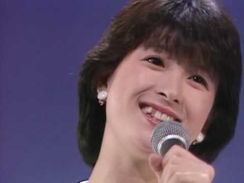 河合奈保子 スローモーション（中森明菜） (1983年7月) - YouTube