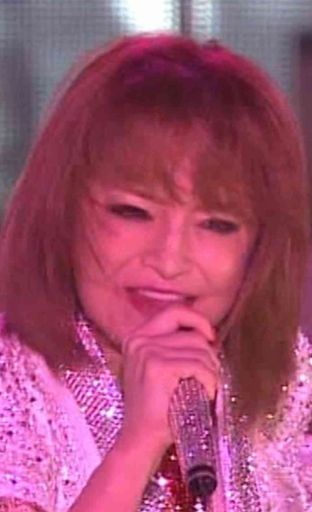 浜崎あゆみ、泡風呂入浴ショットにコメント殺到