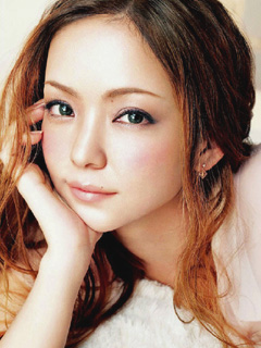 安室奈美恵、新曲クリスマスソング解禁 セブンイレブン限定で入手可能