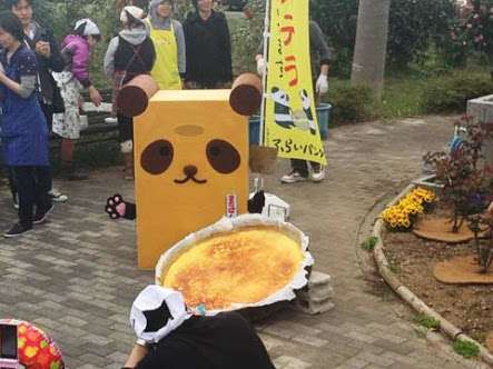 いろんなコラボ商品を貼ろう
