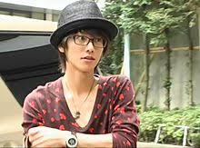 色気のある男性の画像