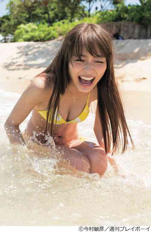 内田理央が大胆“お尻ヌード”披露