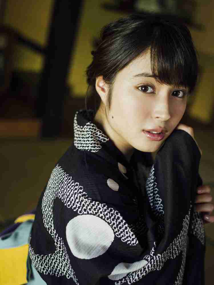 広瀬アリス、比嘉愛未と着物姿のそっくり2ショット披露「似ているとよく言われます」