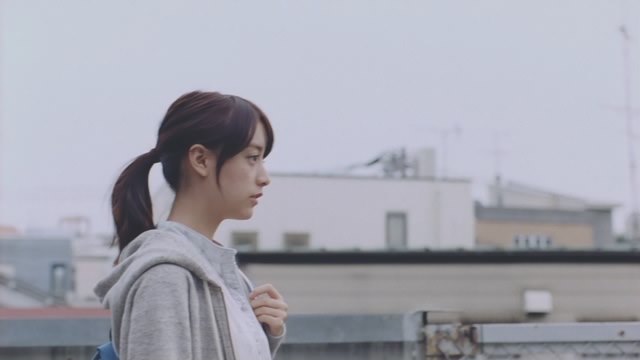 山本美月、“ぱっつん前髪”を披露 「オン眉」に絶賛の声が殺到