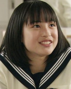 広瀬アリス、ショートヘアの妹・すずと2ショットで「すずちゃんイケメン」「姉妹逆転感」の声