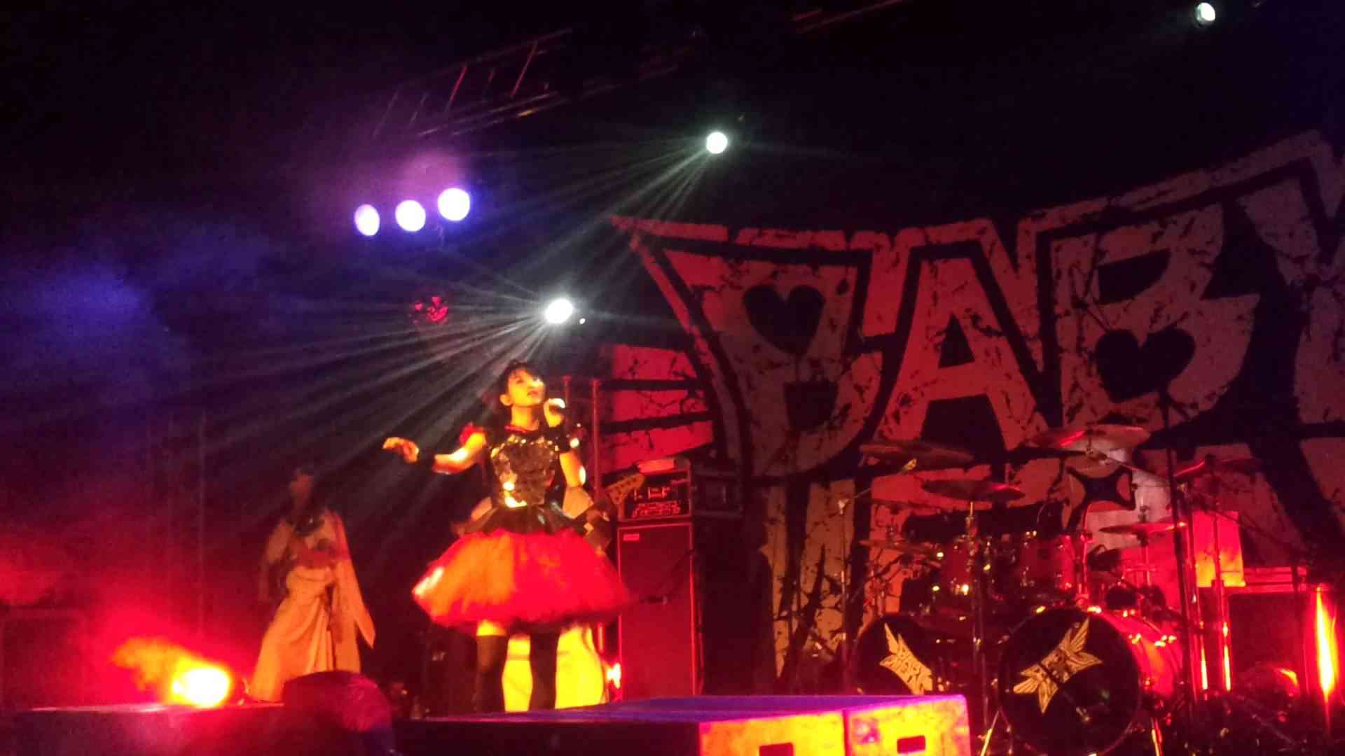 BABYMETAL - (悪夢の輪舞曲) Akumu no Rondo - 3-7-2014 LIVE - YouTube