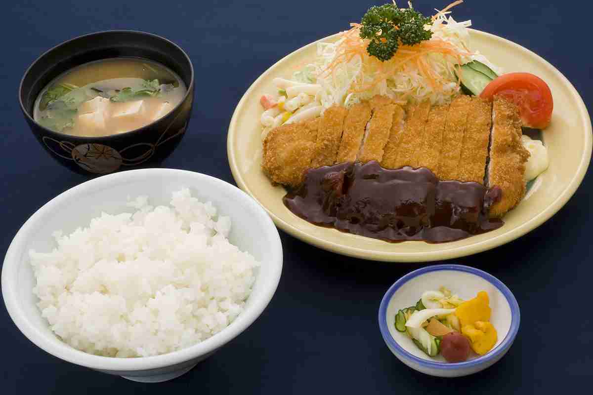 ちょっとだけ、夜食食べたいな～