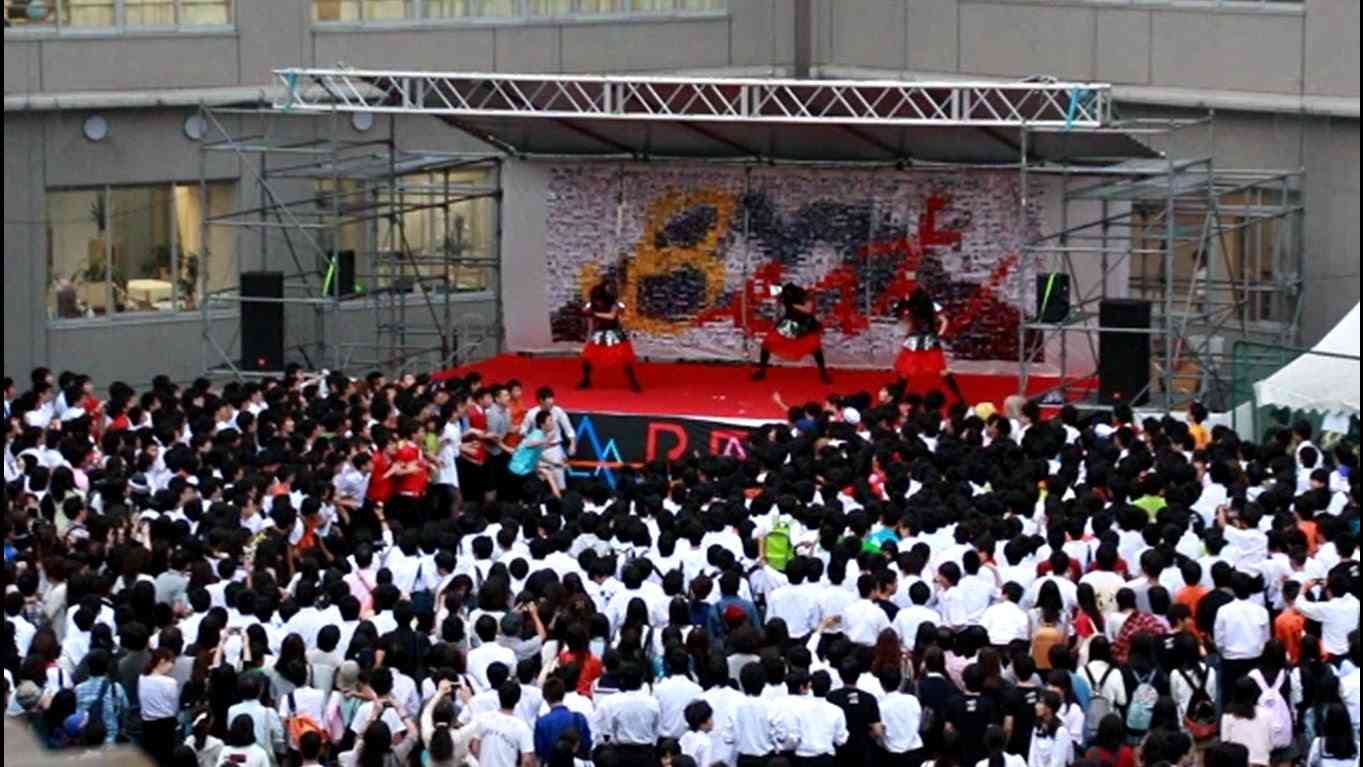 BABYMETAL Road Of Resistance Dancecover at  Waseda High School - YouTube
