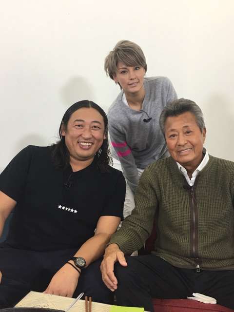 ロバート秋山竜次、梅宮辰夫・アンナ父娘と家族のように共演　梅宮パパの回復喜ぶ