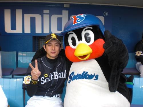 野球選手と球団マスコットの画像を貼っていくトピ