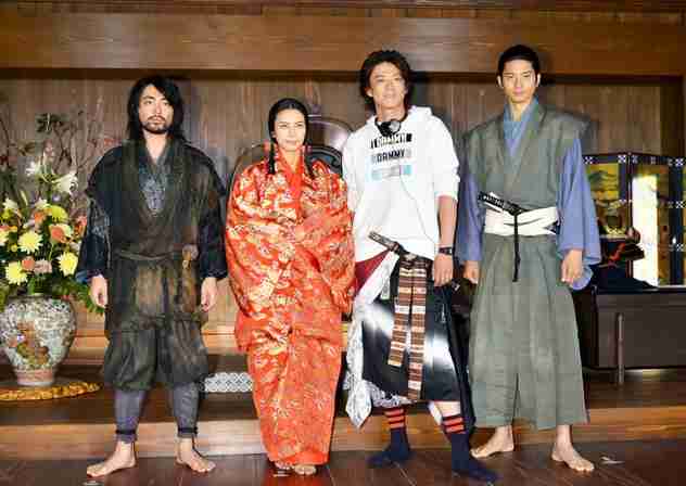 芸能人の身長差画像を貼るトピ