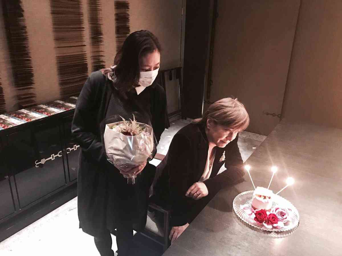 KEIKOが小室哲哉の誕生日に夫婦2ショットを公開…ファン驚き、歓喜
