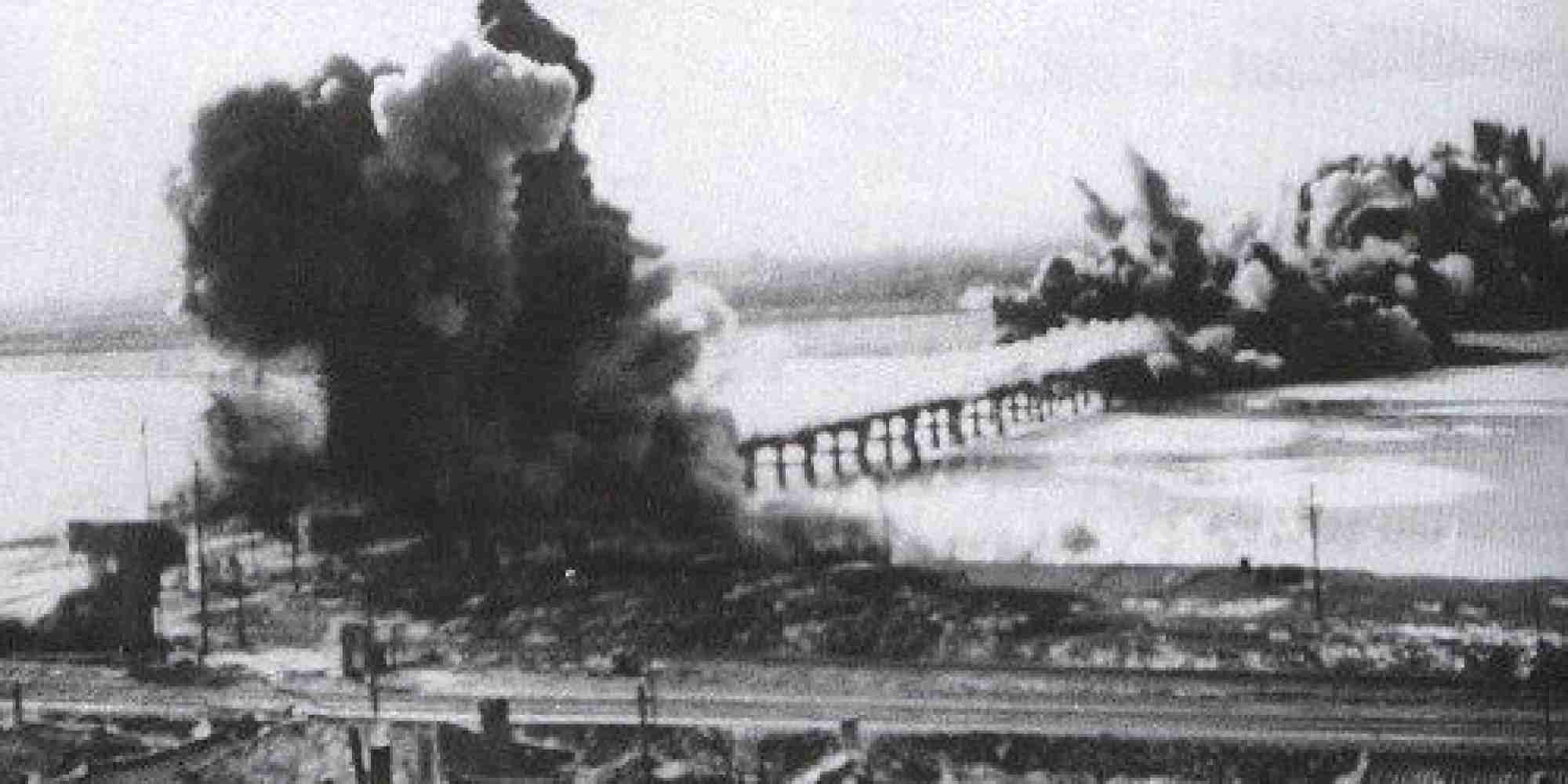 朝鮮戦争の1950年、韓国軍はソウル市民を見捨て、橋を爆破して逃げた