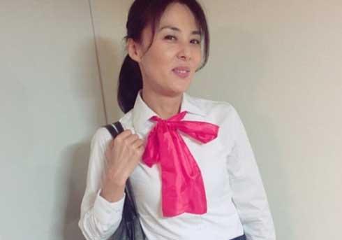 井森美幸、女子高生姿披露で『君の名は。』ファンが激怒！　“永遠の35歳”には賛同の声が殺到 | ニコニコニュース