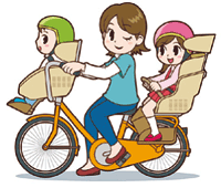 自転車の前後に子供乗せる→転倒→投げ出された子供がトラックに潰され死亡