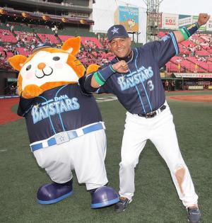 野球選手と球団マスコットの画像を貼っていくトピ